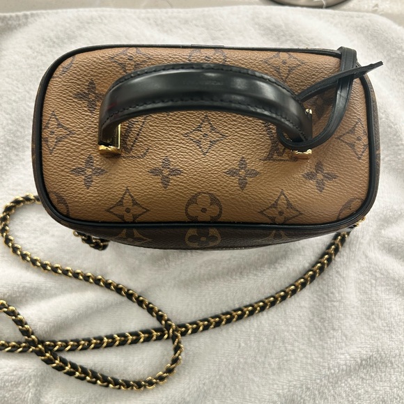 Vanity PM - Picture 12 of 16